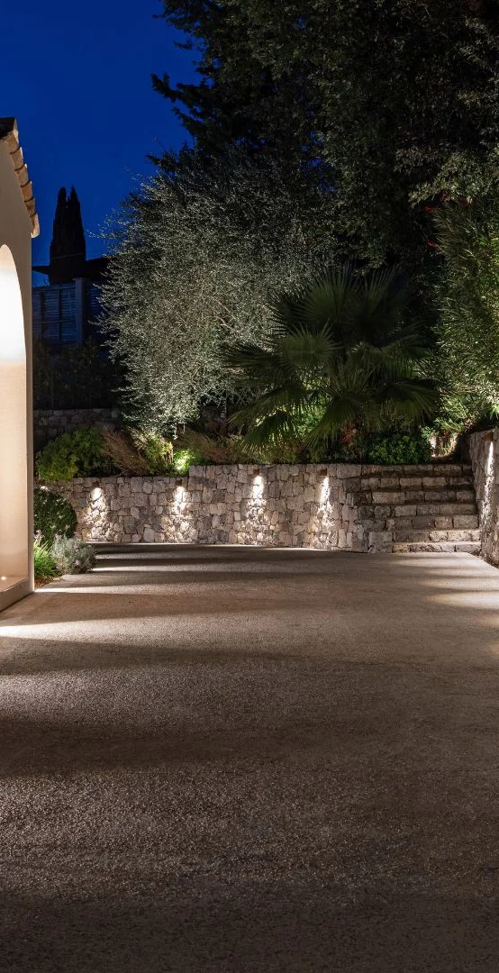 ACE DOWN Corten | in-lite